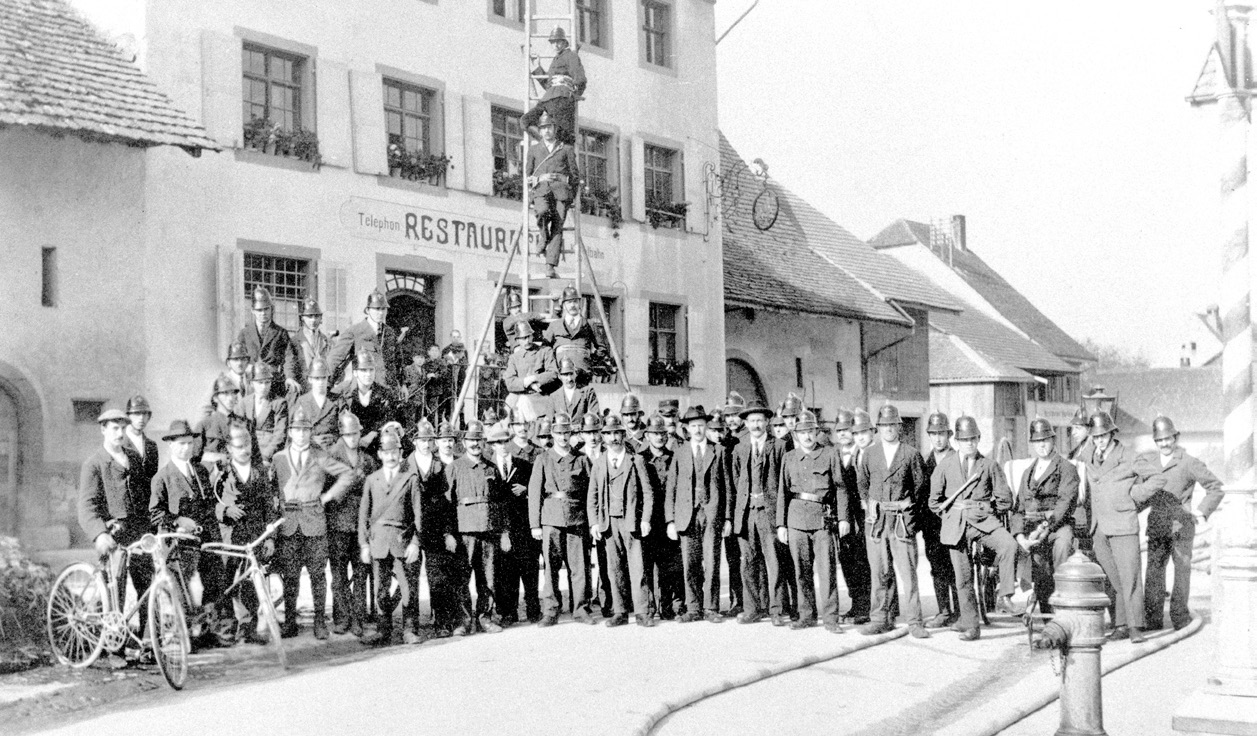 RÜCKSPIEGEL