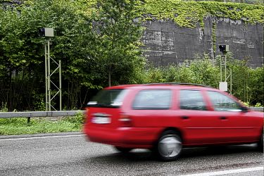 Neue Tempo-Messanlage blitzt noch nicht - Das Bild wird blockiert. – Möglicherweise durch einen aktiven Adblocker.
