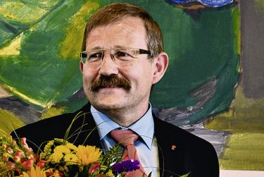 Nichts Suspektes an Ämter-Kumulierung - Das Bild wird blockiert. – Möglicherweise durch einen aktiven Adblocker.