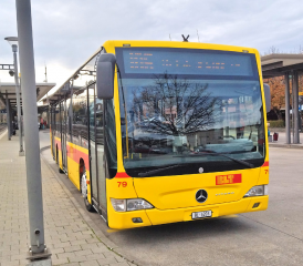 Wurde der Kontrolleur geschubst?